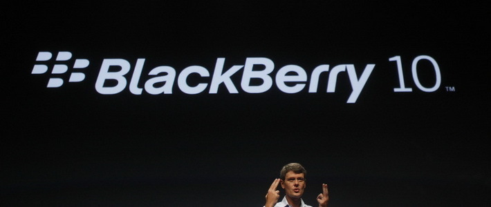 Ради BlackBerry 10 пользователи делают тату и проводят эротические съемки